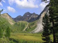 Водопад под ледником Кусургашева - с места стоянки (В.З.)