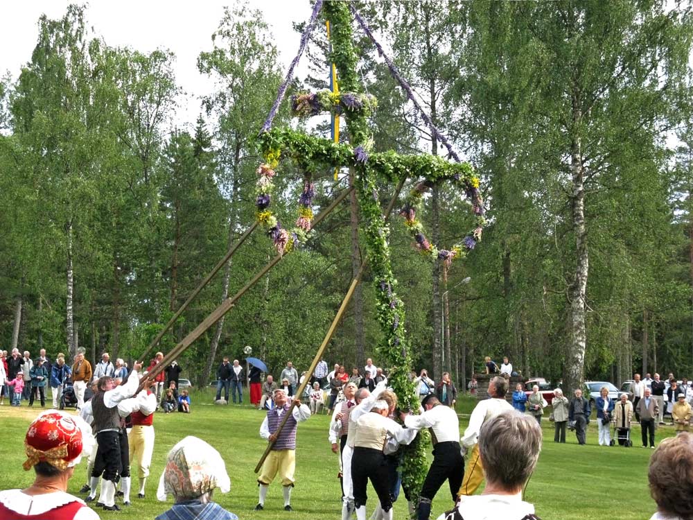 Установка центрального столба